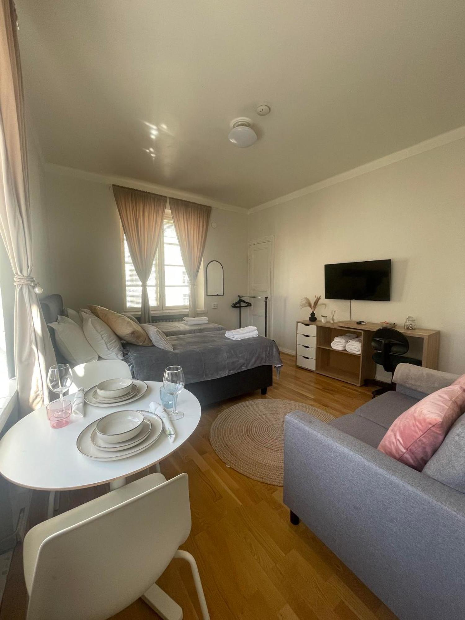 הלסינקי Your Chic Vibrant Airbnb מראה חיצוני תמונה